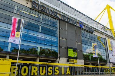 kariera piszczka w borussi